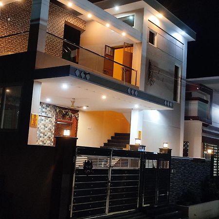 Jo'S Homestay Tiruvannāmalai エクステリア 写真
