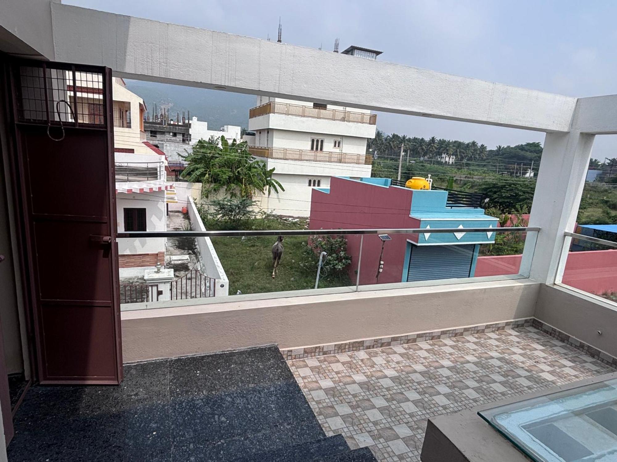 Jo'S Homestay Tiruvannāmalai エクステリア 写真