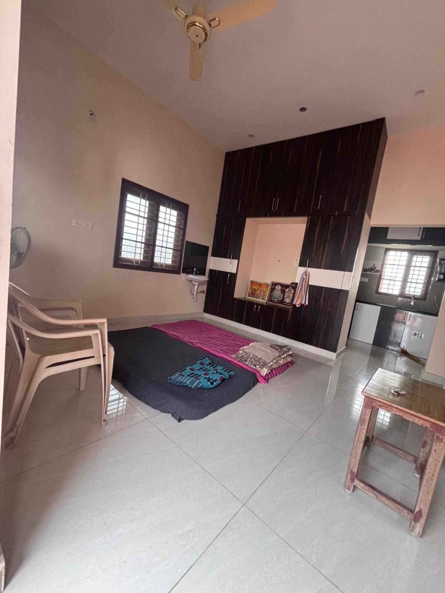 Jo'S Homestay Tiruvannāmalai エクステリア 写真